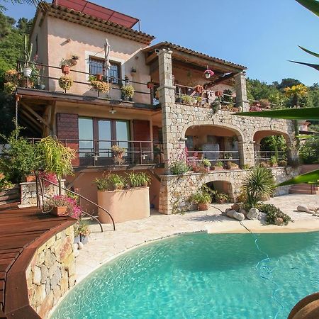 Locaspera Apartment Spéracèdes Bagian luar foto