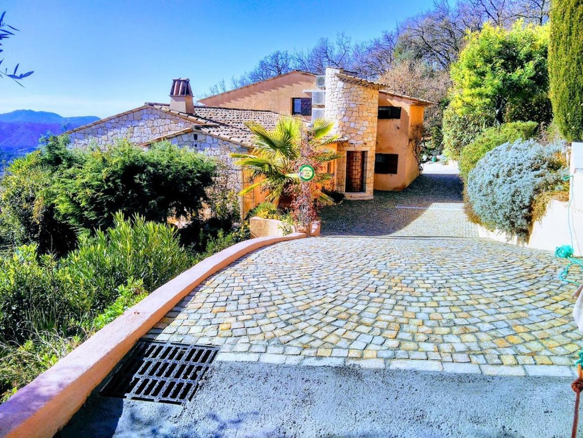 Locaspera Apartment Spéracèdes Bagian luar foto