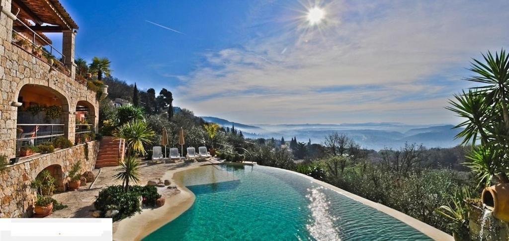 Locaspera Apartment Spéracèdes Bagian luar foto