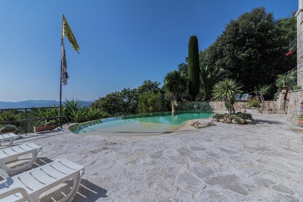 Locaspera Apartment Spéracèdes Bagian luar foto