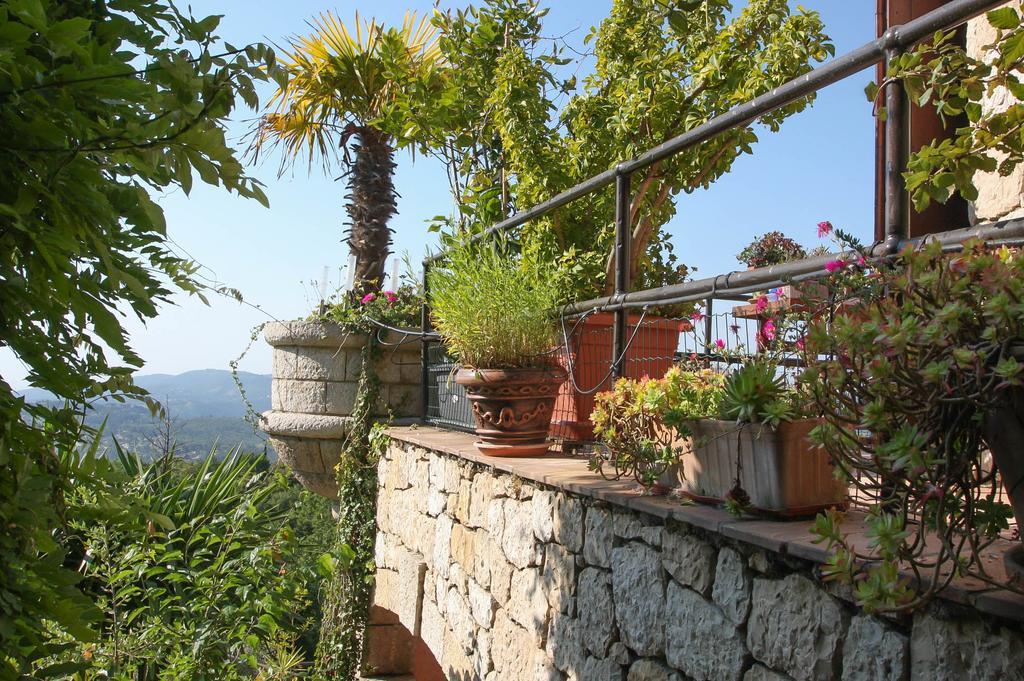 Locaspera Apartment Spéracèdes Bagian luar foto