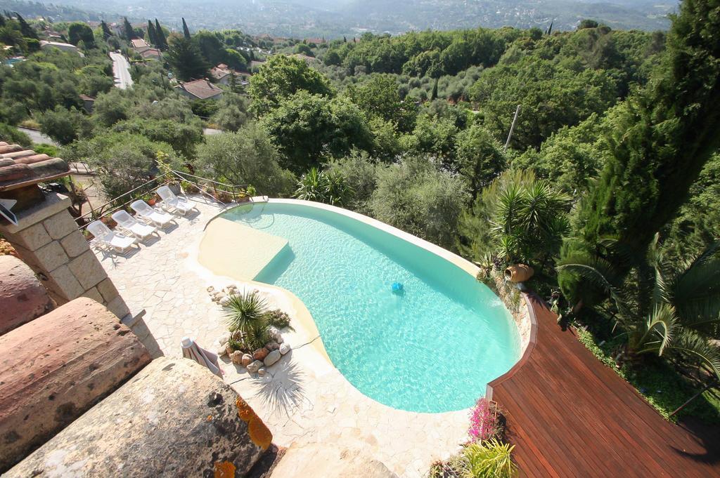 Locaspera Apartment Spéracèdes Bagian luar foto